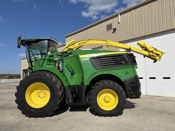 Image of John Deere 9900 Primary image