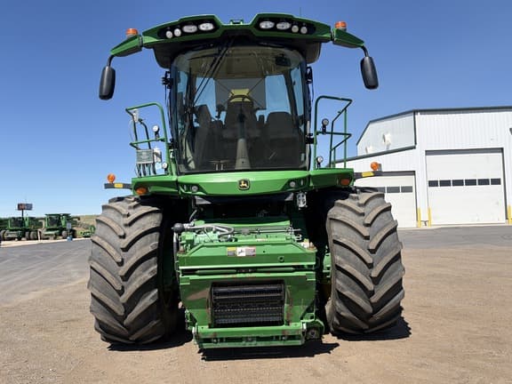 Image of John Deere 9900 equipment image 1