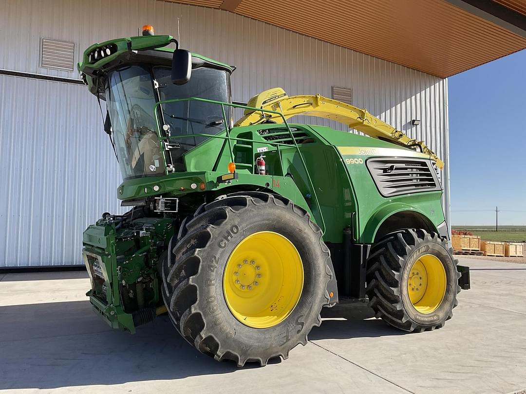 Image of John Deere 9900 Primary image