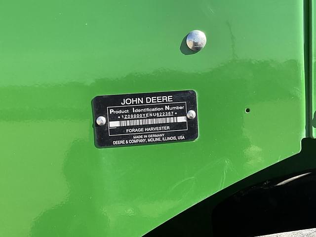Image of John Deere 9900 equipment image 2