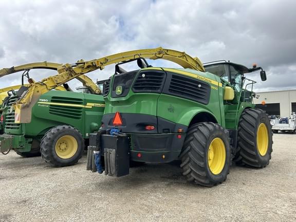 Image of John Deere 9900i equipment image 2