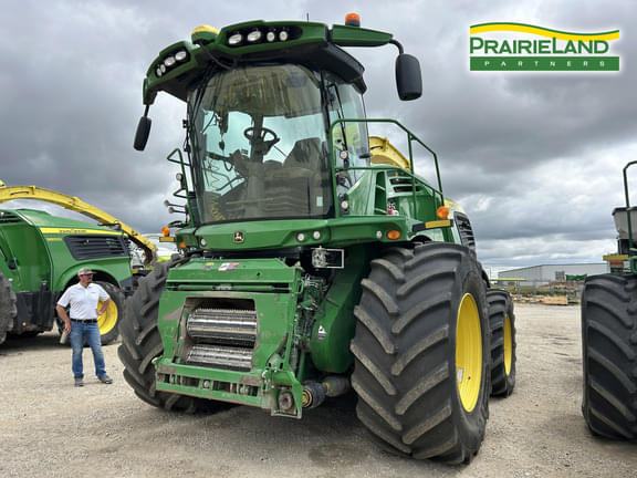Image of John Deere 9900i Primary image