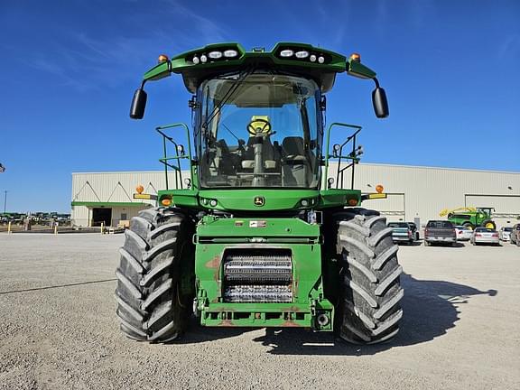 Image of John Deere 9900 equipment image 1