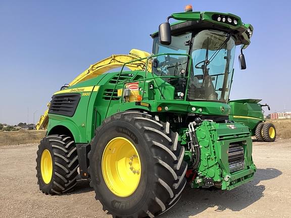 Image of John Deere 9900 Primary image