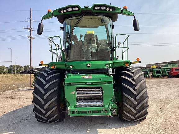 Image of John Deere 9900 equipment image 1