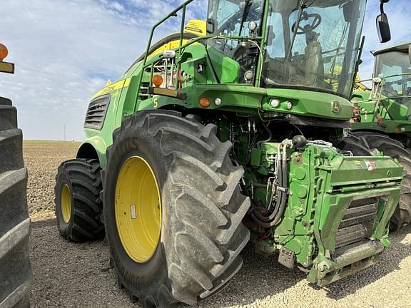 Image of John Deere 9900 equipment image 1