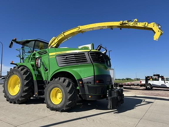 Image of John Deere 9900 equipment image 1