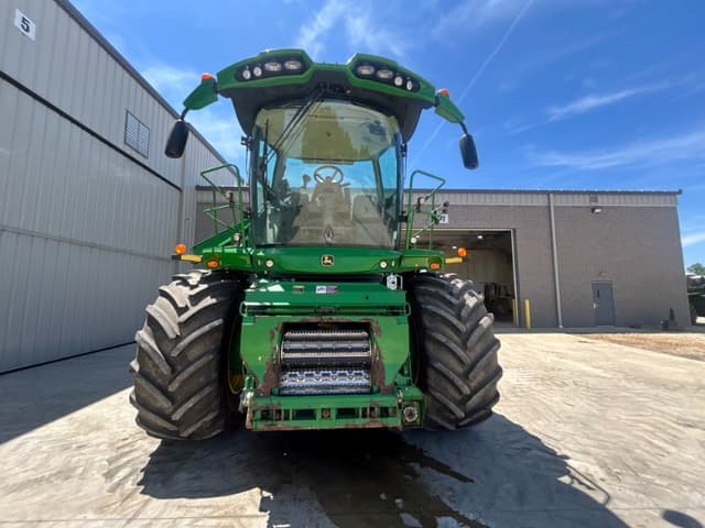 Image of John Deere 9900 equipment image 1