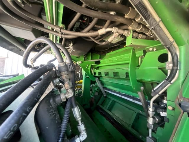 Image of John Deere 9900 equipment image 4