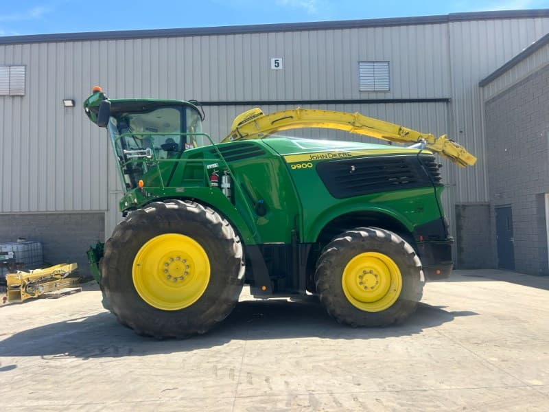 Image of John Deere 9900 Primary image