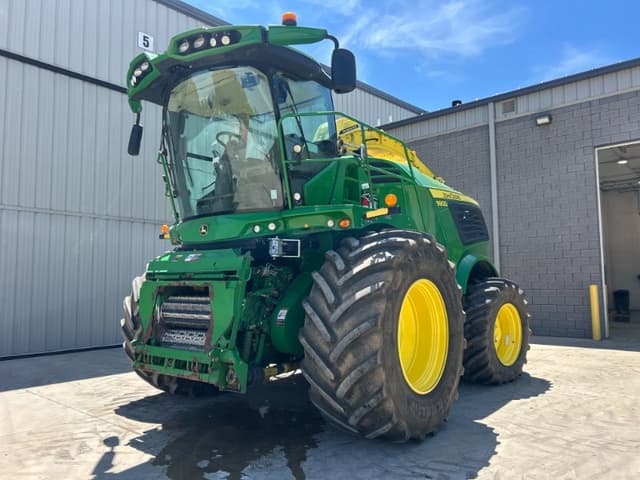 Image of John Deere 9900 equipment image 2