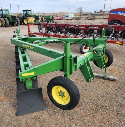 Image of John Deere 995 equipment image 1