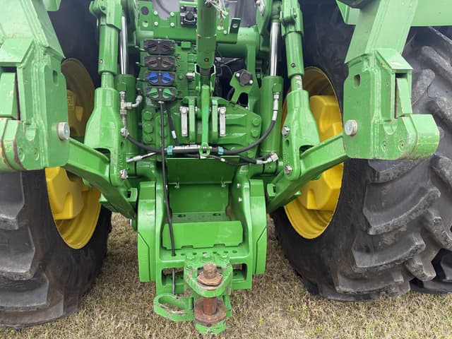 Image of John Deere 9R 390 equipment image 4