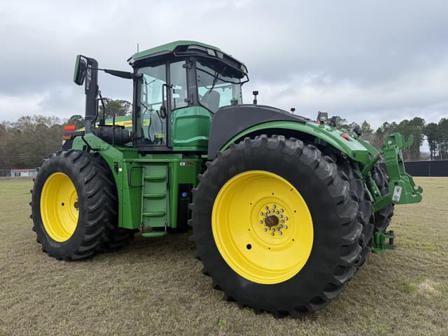 Image of John Deere 9R 390 equipment image 2