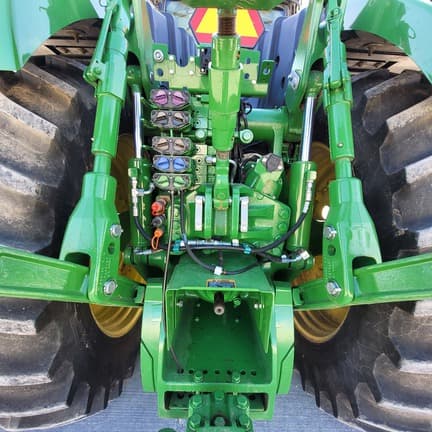 Image of John Deere 9R 440 equipment image 3