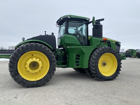 Image of John Deere 9R 440 equipment image 4