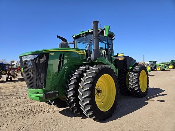 Image of John Deere 9R 440 equipment image 3