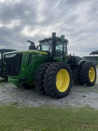 Image of John Deere 9R 440 equipment image 1