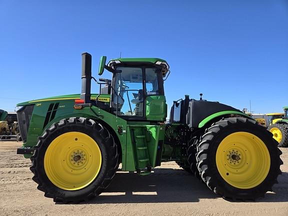 Image of John Deere 9R 440 equipment image 4