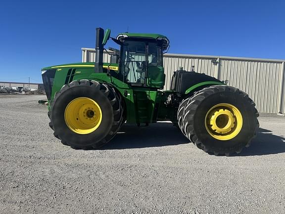 Image of John Deere 9R 490 equipment image 1