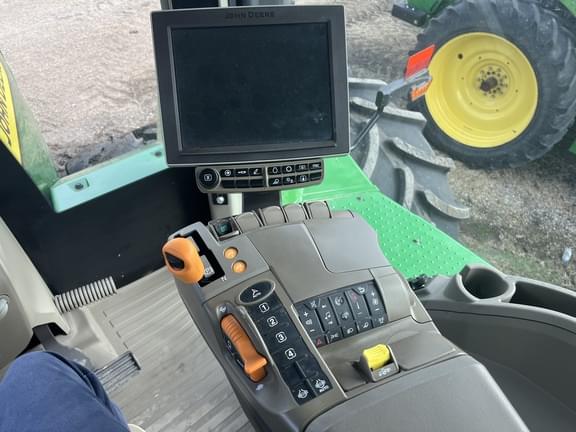Image of John Deere 9R 490 equipment image 3