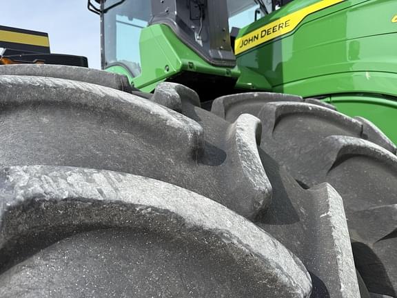 Image of John Deere 9R 490 equipment image 1