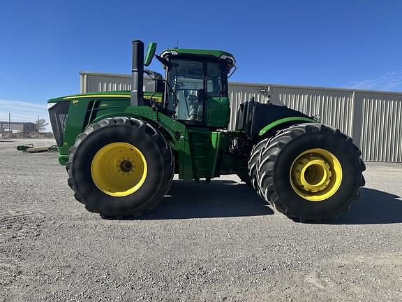 Image of John Deere 9R 490 equipment image 1