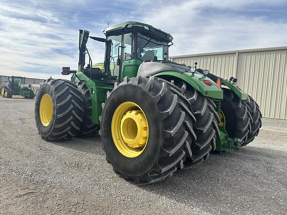 Image of John Deere 9R 490 equipment image 2