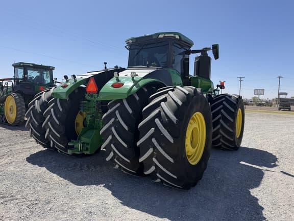 Image of John Deere 9R 490 equipment image 1