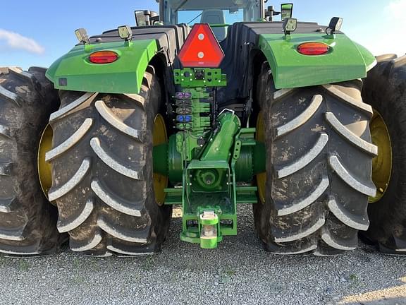 Image of John Deere 9R 490 equipment image 2