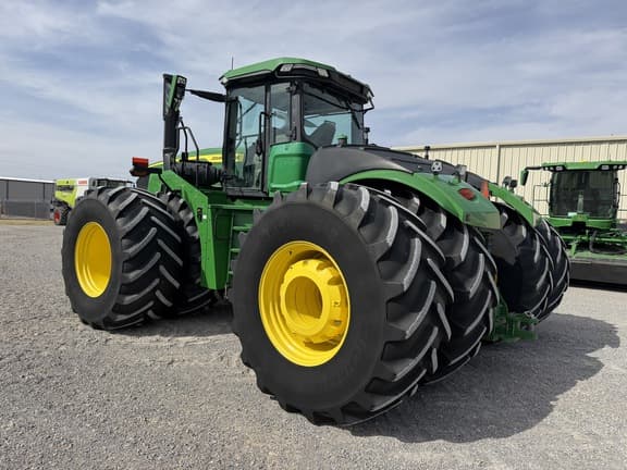 Image of John Deere 9R 490 equipment image 2