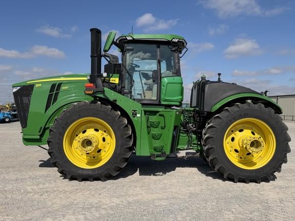 Image of John Deere 9R 490 equipment image 1