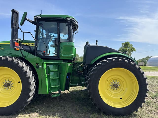 Image of John Deere 9R 540 equipment image 4