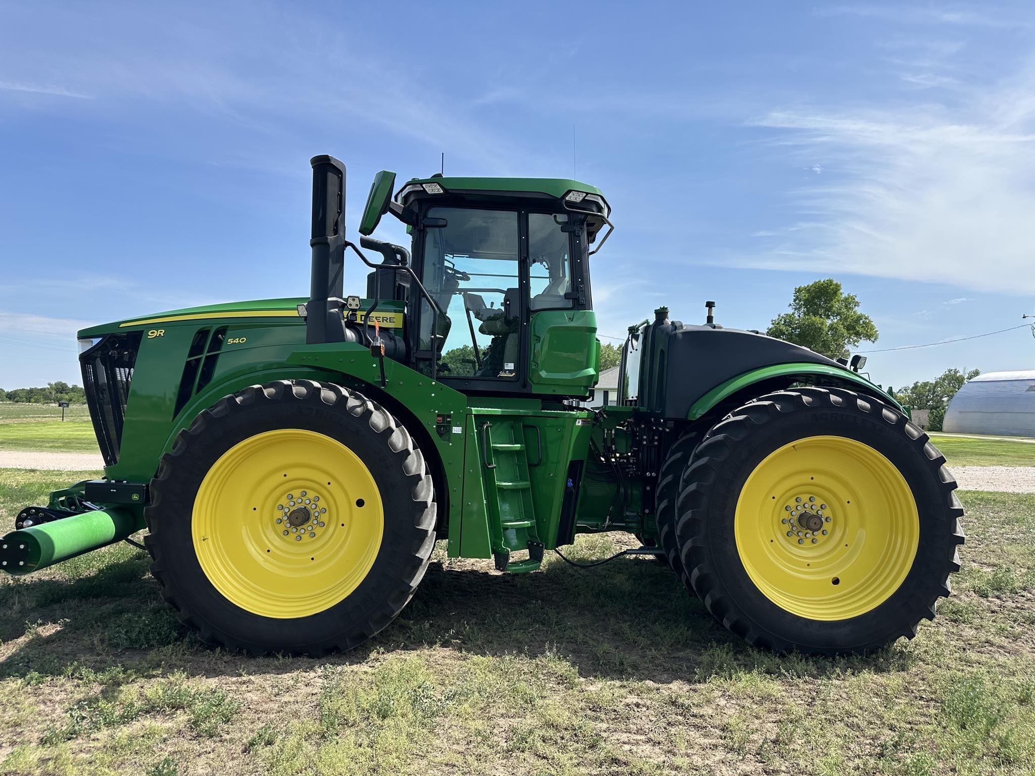 2022 John Deere 9R 540 Equipment Image0