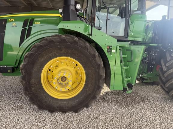 Image of John Deere 9R 590 equipment image 2