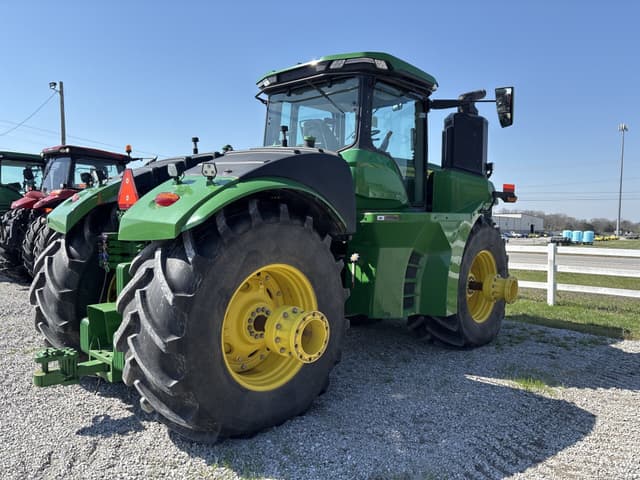 Image of John Deere 9R 590 equipment image 2