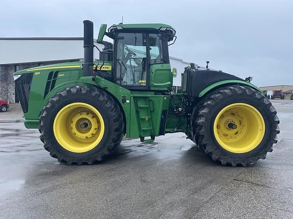Image of John Deere 9R 590 equipment image 1