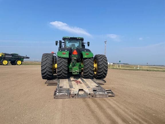 Image of John Deere 9R 590 equipment image 2