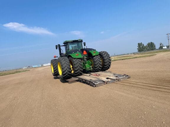 Image of John Deere 9R 590 equipment image 1