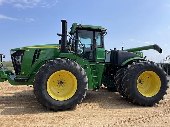 Image of John Deere 9R 590 equipment image 1