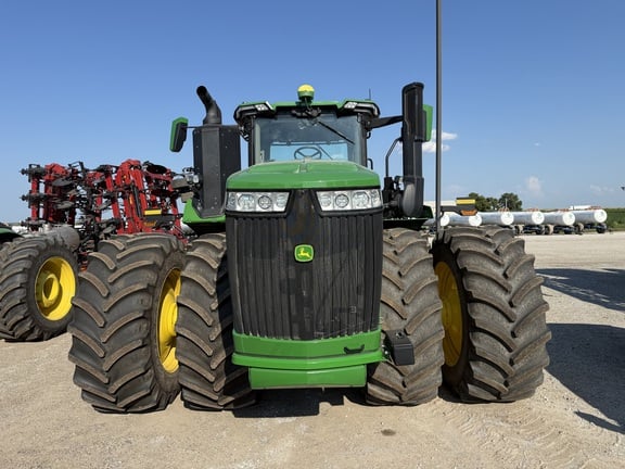 2022 John Deere 9R 590 Equipment Image0