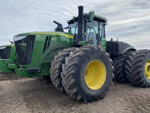 2022 John Deere 9R 590 Equipment Image0