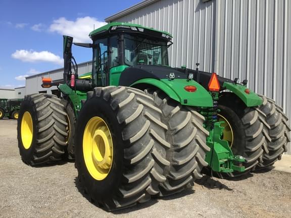 Image of John Deere 9R 640 equipment image 2
