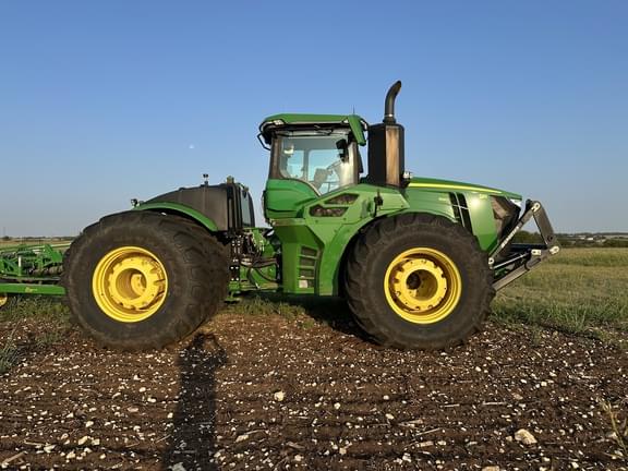 Image of John Deere 9R 640 equipment image 2