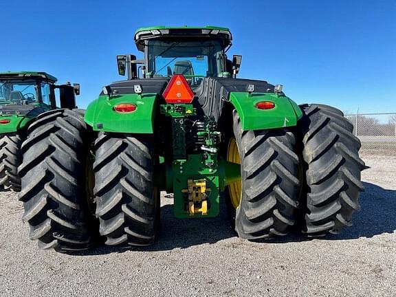 Image of John Deere 9R 640 equipment image 2