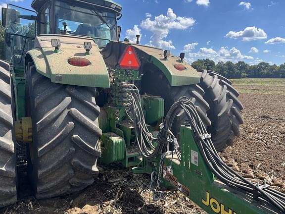 Image of John Deere 9R 640 equipment image 3