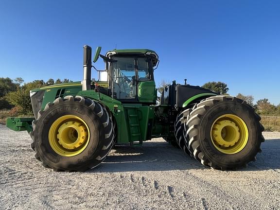 Image of John Deere 9R 640 equipment image 2