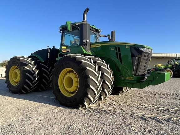 Image of John Deere 9R 640 equipment image 1