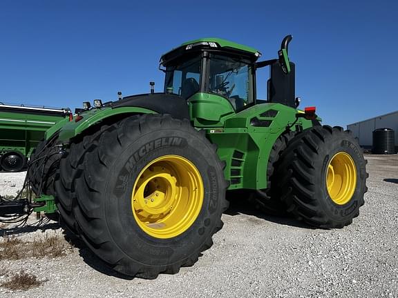 Image of John Deere 9R 640 equipment image 2