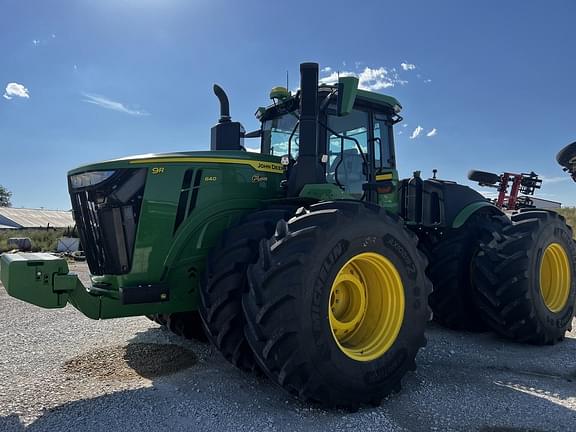 Image of John Deere 9R 640 equipment image 1